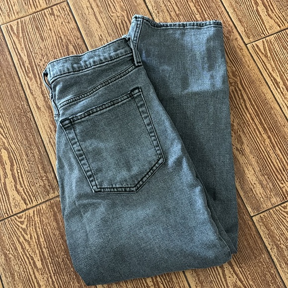 Abercrombie & Fitch The Ankle Straight Ultra High Rise Jean - Picture 2 of 4